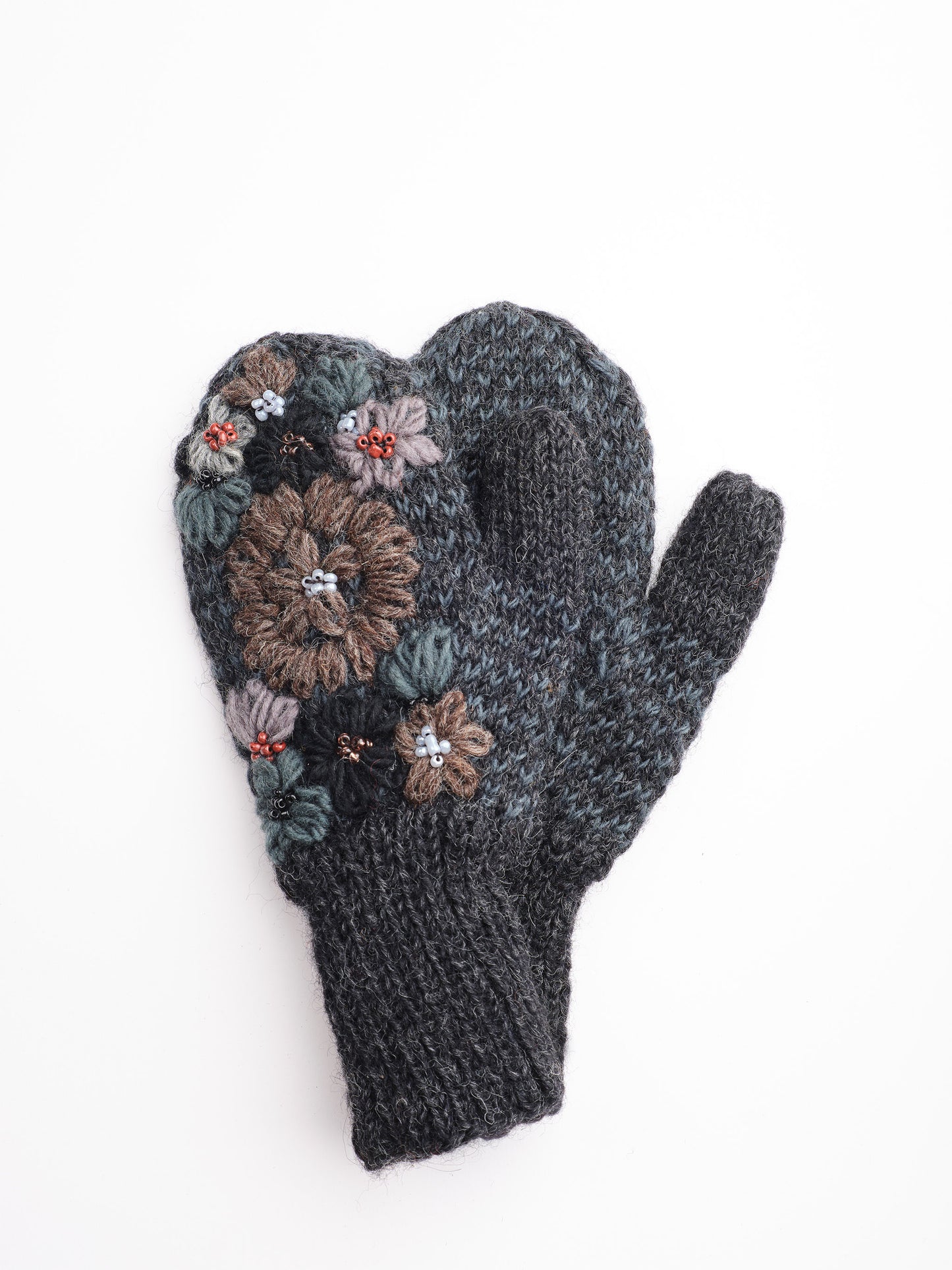 Embroidery Wool Beaded Floral Beanie Set.