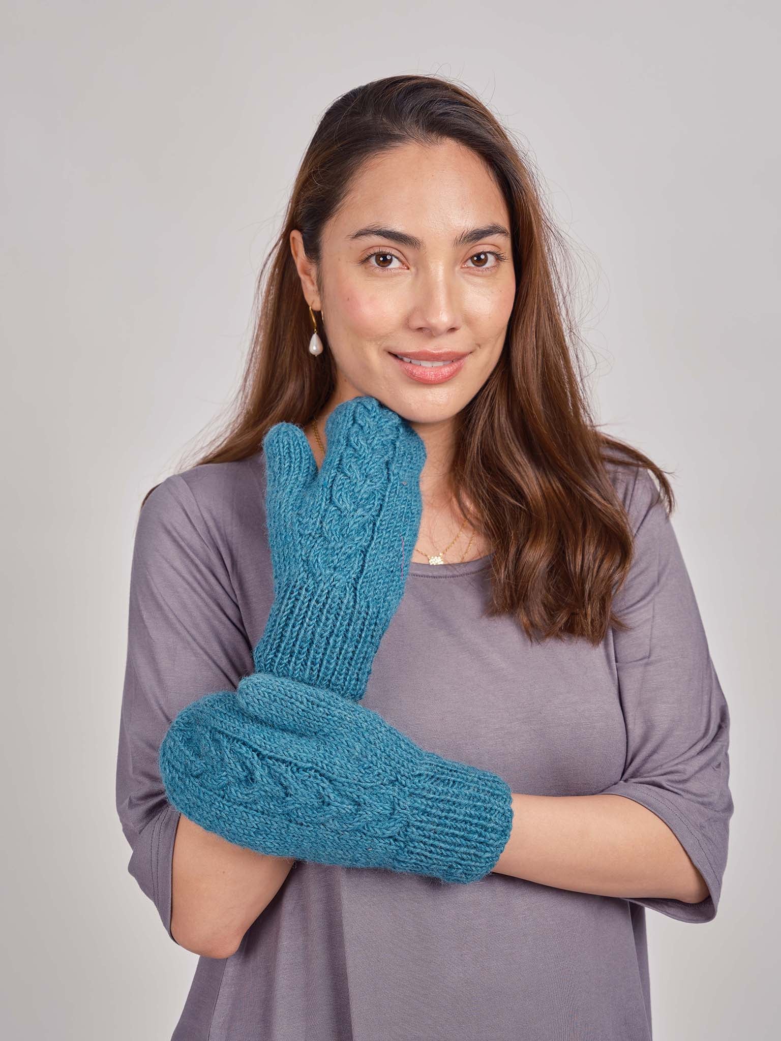 Cable Knit Mittens