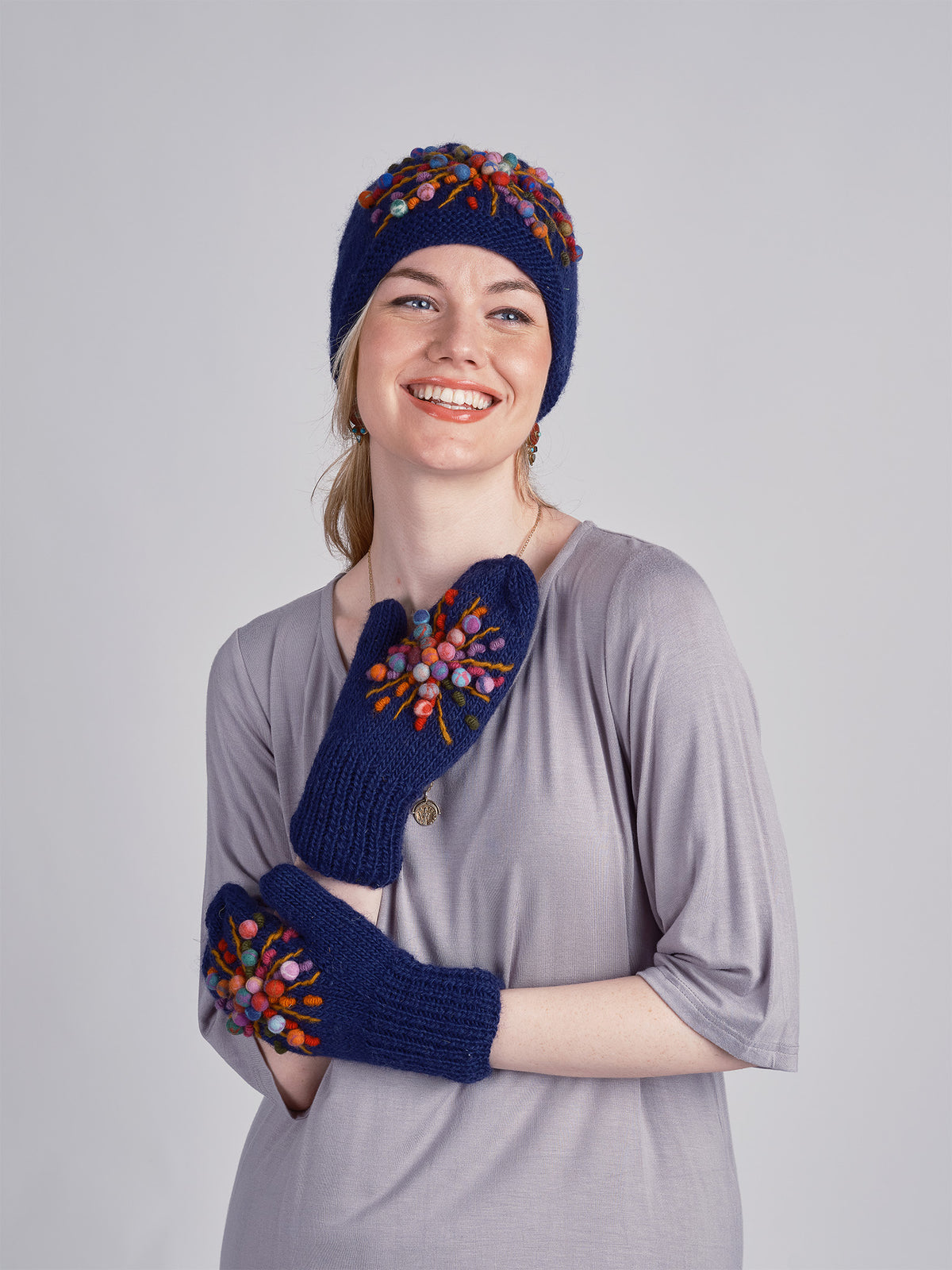 Star Beanie – Himalayan Artwear display picture 3