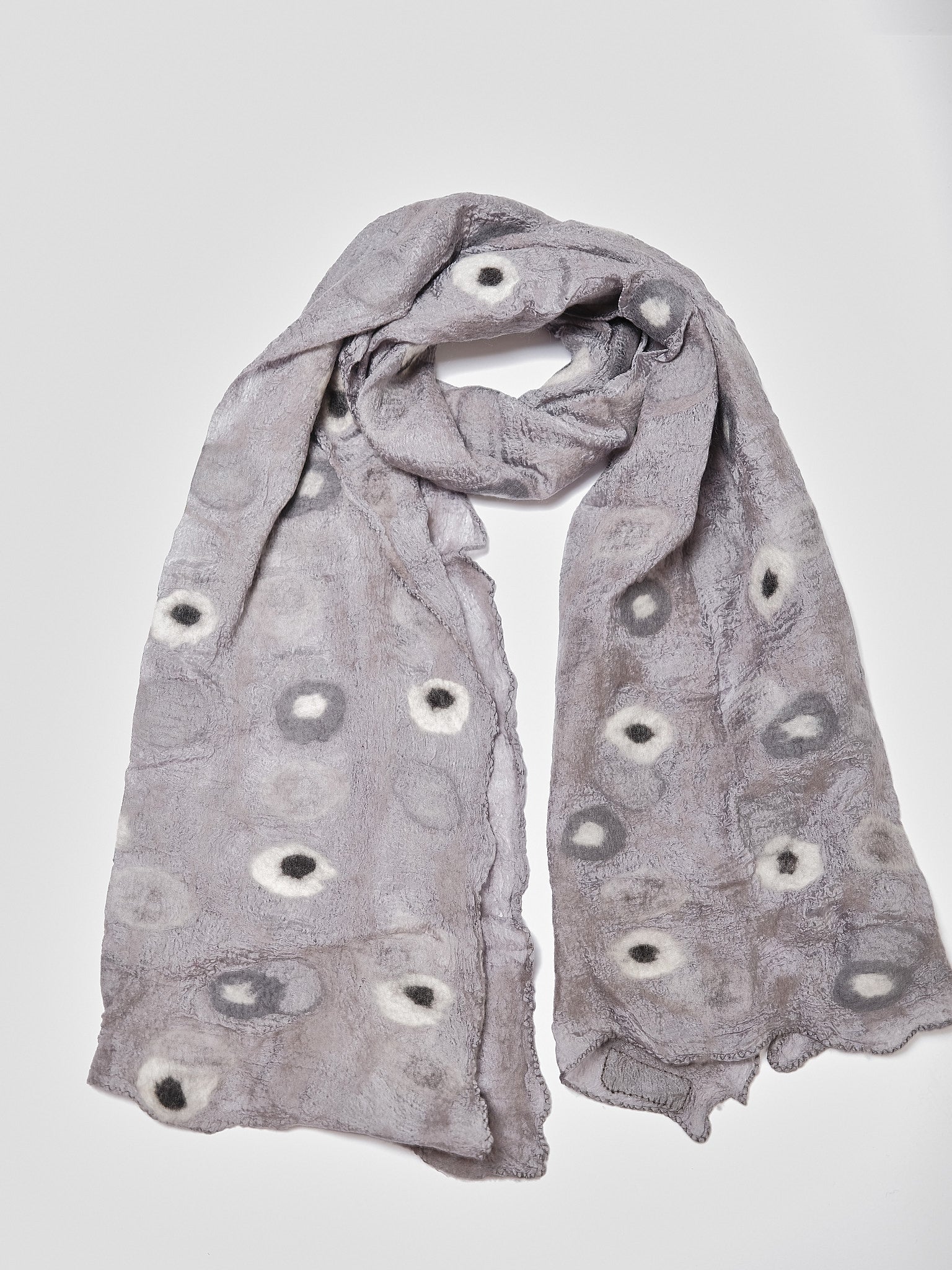 Polka Dot Felt Scarf. SK25