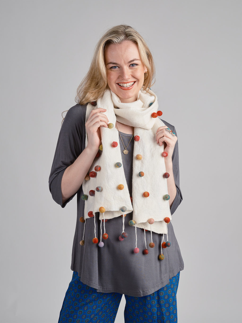 Sugar Dot wool Scarf