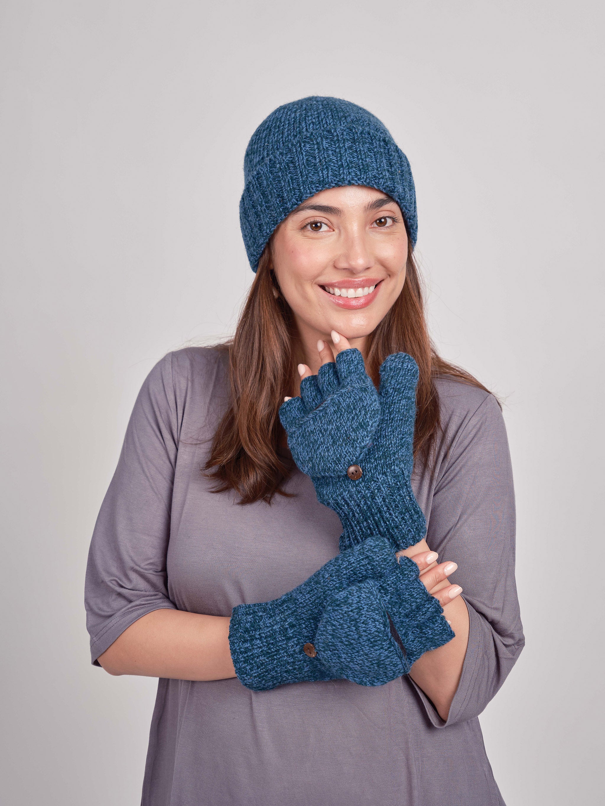 Ribbed Knit Beanie. KH81
