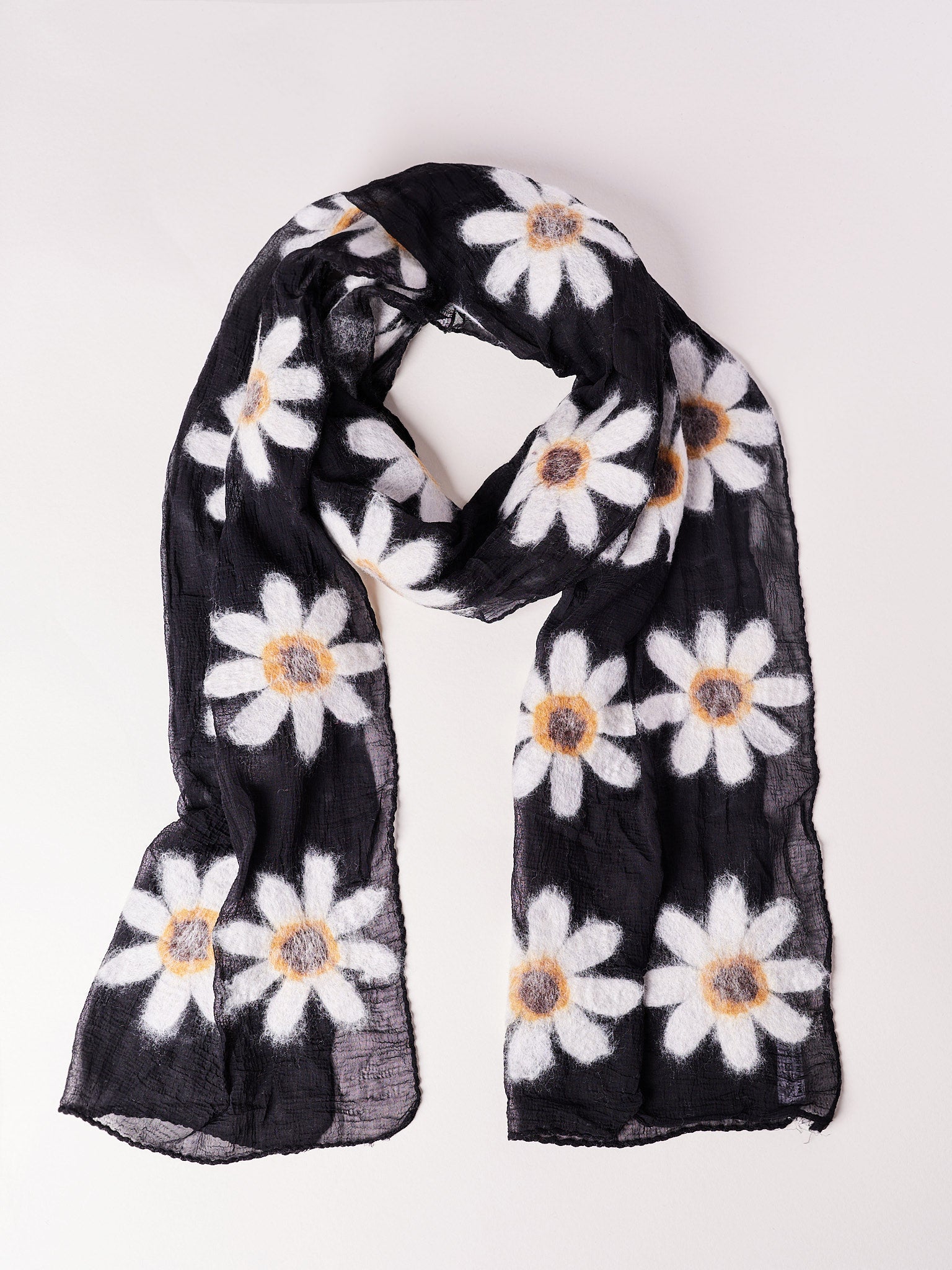 Daisy Wool Felt Scarf