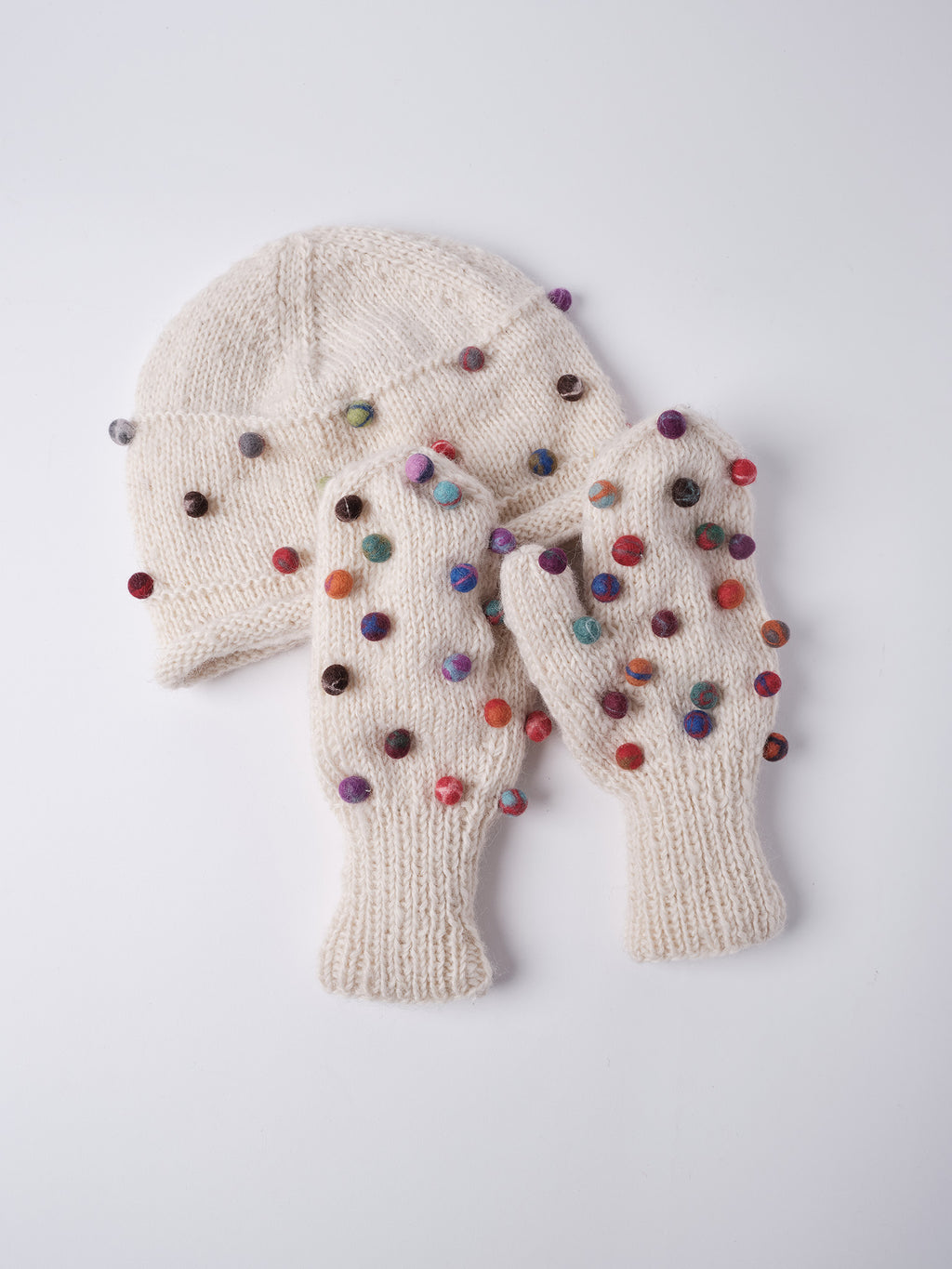 Sugar Dot Mitten