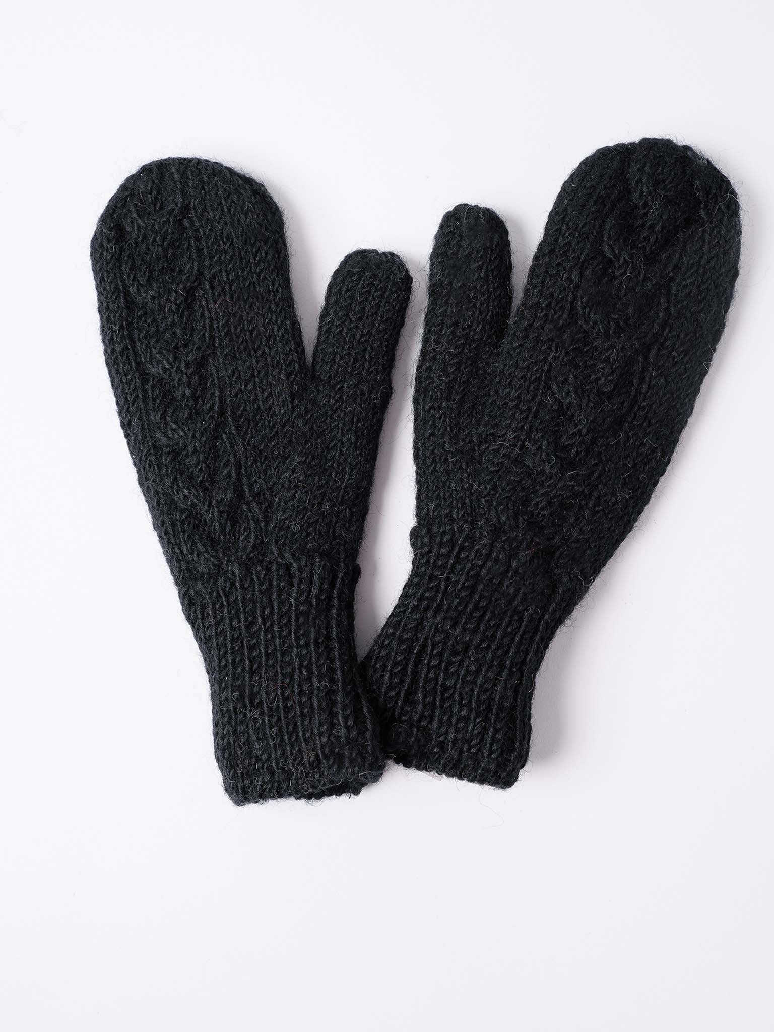 Cable Knit Mittens
