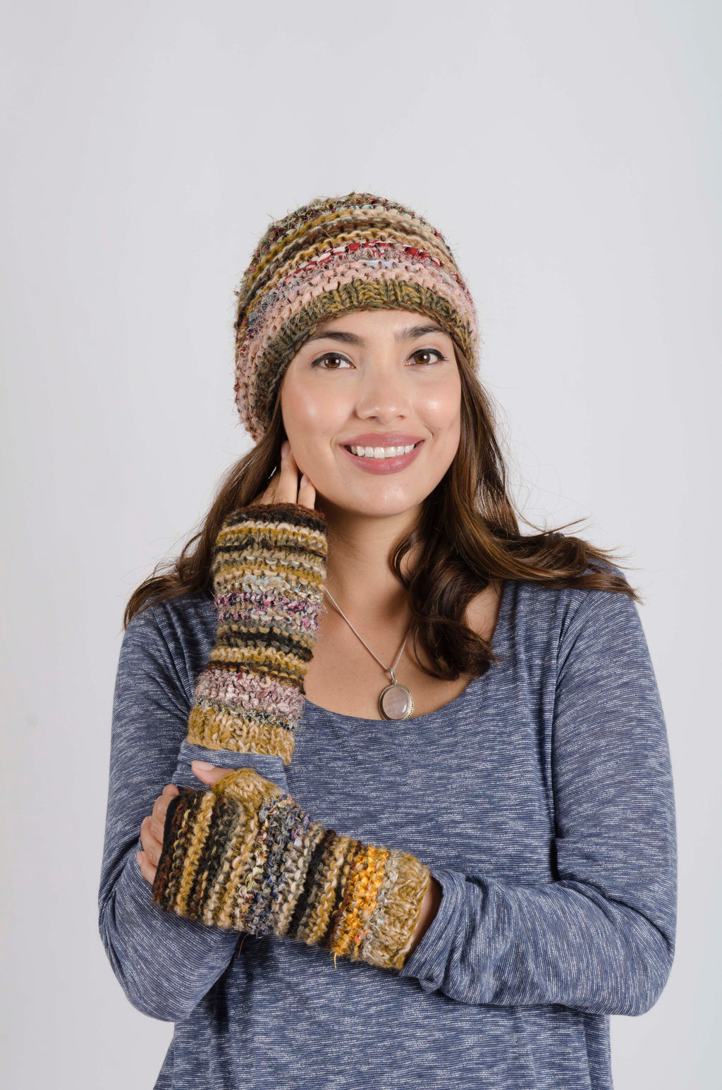 Recycled Silk/Wool Handwarmer.