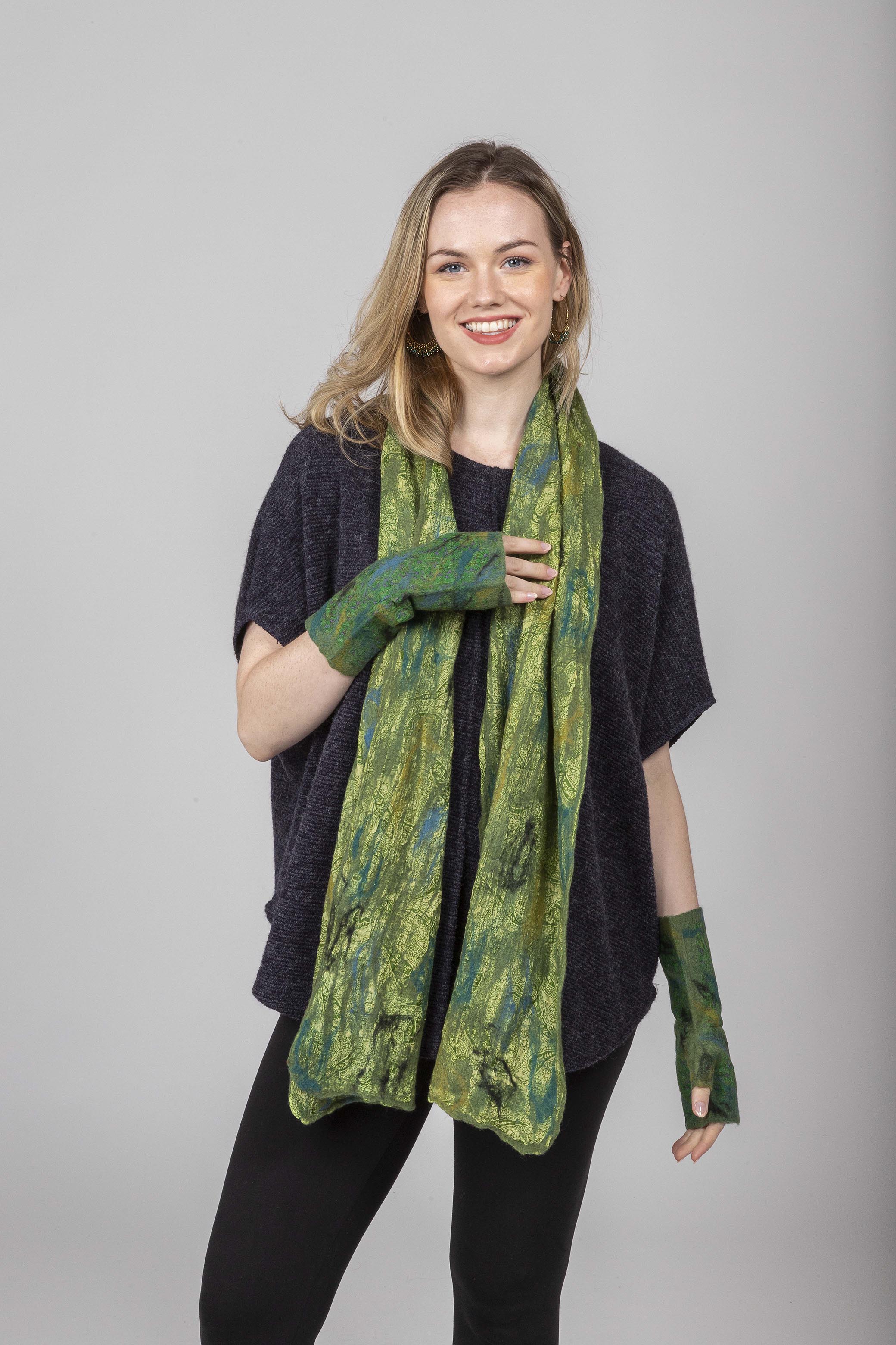 Merino Wool Felted Scarf – Himalayan Artwear