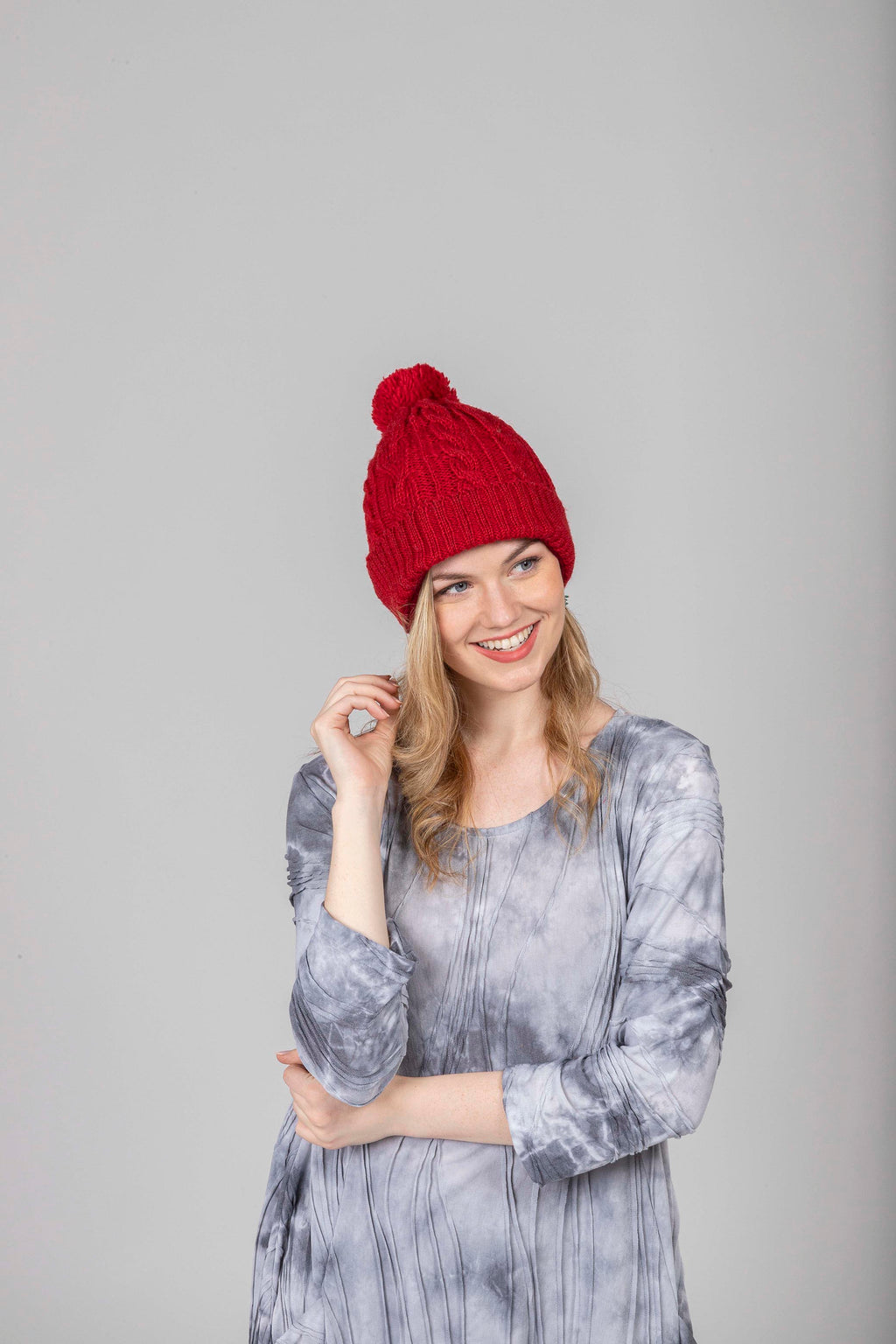Cable Knit Pom Pom Beanie.