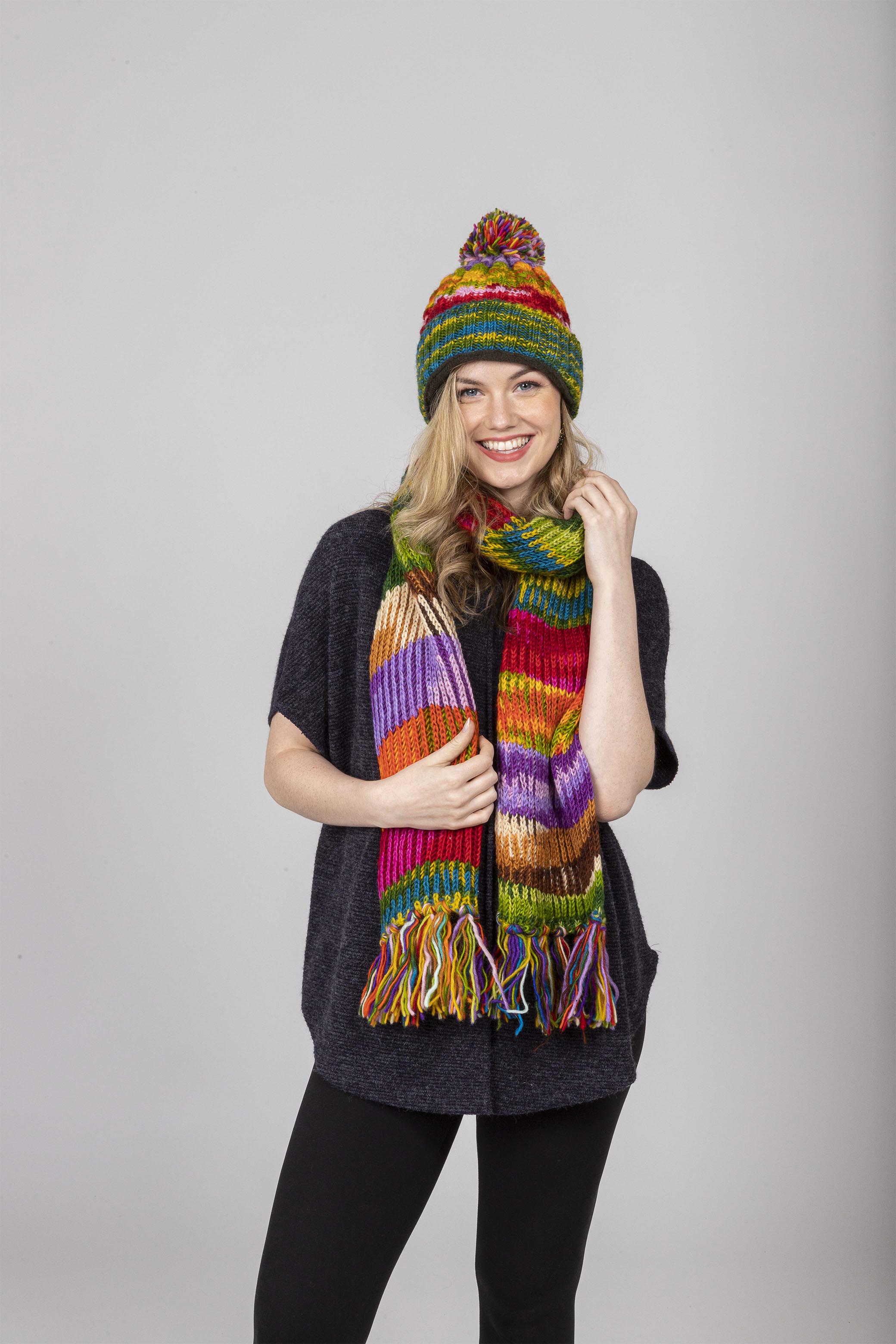 Multi Pom Pom Hat
